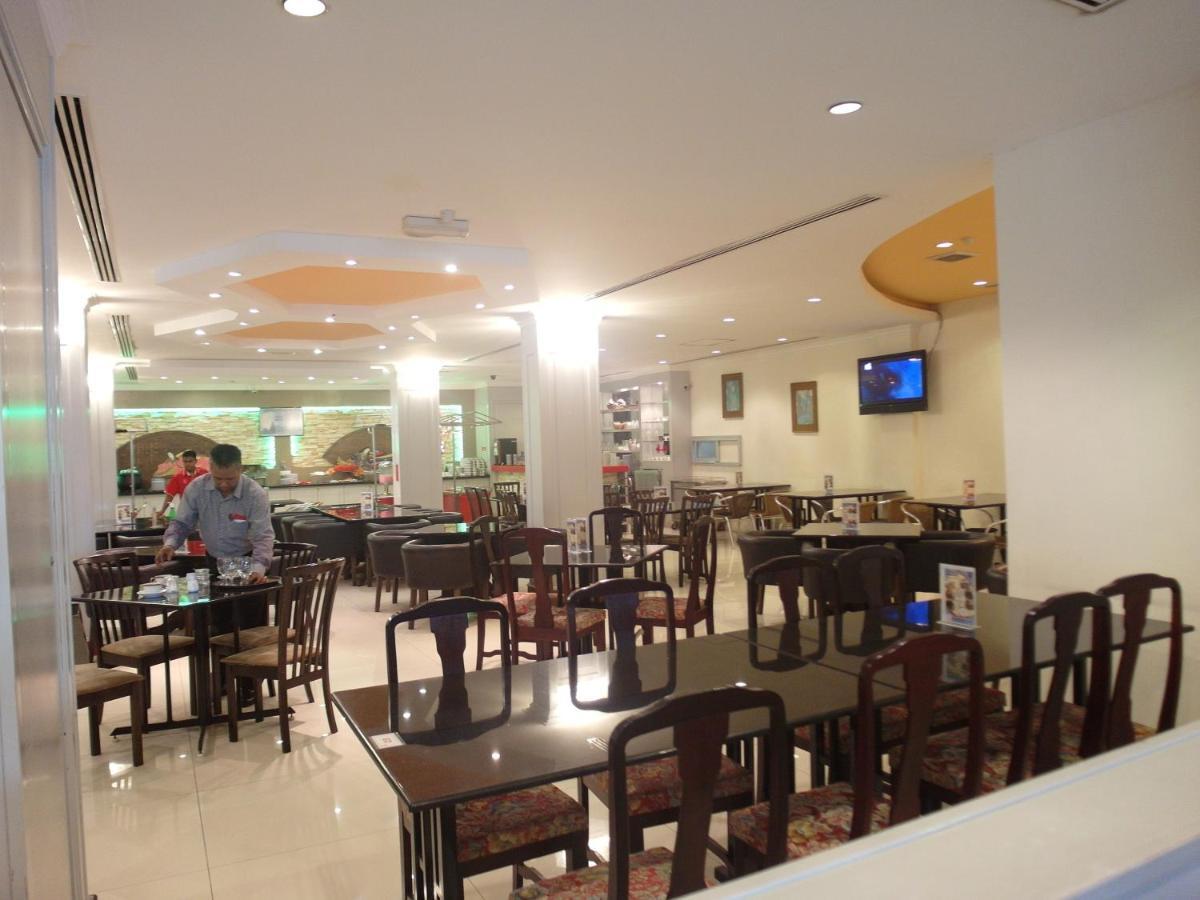 Red Rock Hotel Penang George Town Exteriör bild